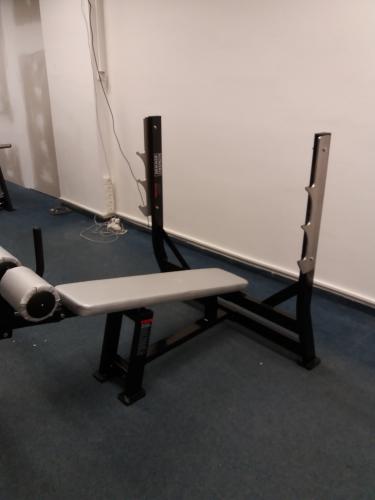 Hammer Strength Decline Bench