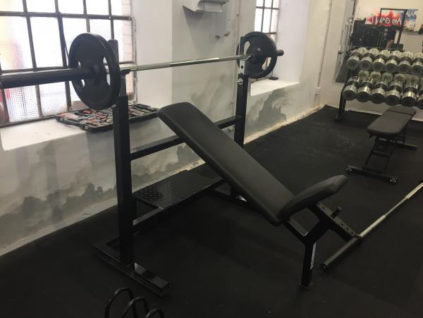 Benchpress hlavou nahoru - do fitness