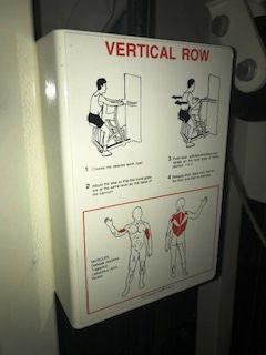 Posilovac stroj Vertical Row Technogym ISOTONIC