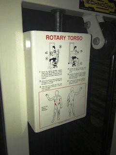 Posilovac stroj Rotary torso Technogym ISOTONIC