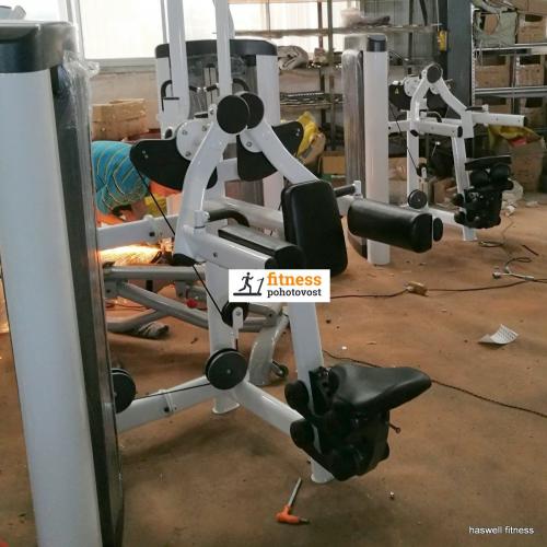 Seated Lat Raise selectorized traning machine with magnetic Pin.