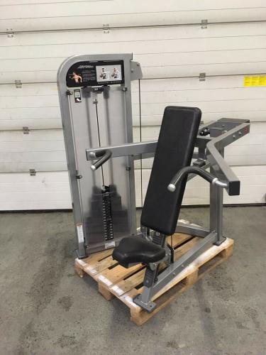 Life Fitness shoulder press Pro2